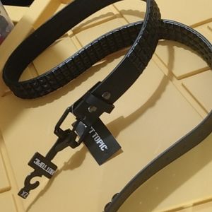 NWT 2XL HOT TOPIC BLACK STUDDED BELT